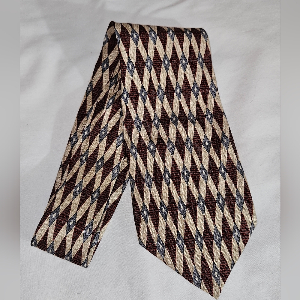 Guess Vintage Geometric Patterned Men's Silk Tie Tan & Redish Brown Size 57"x4"